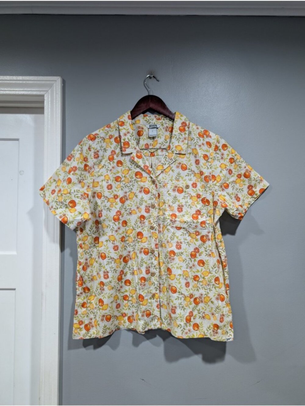Duluth Trading Artisan Hemp Camp Shirt Women Sz L Citrus Fruit Print Button Down